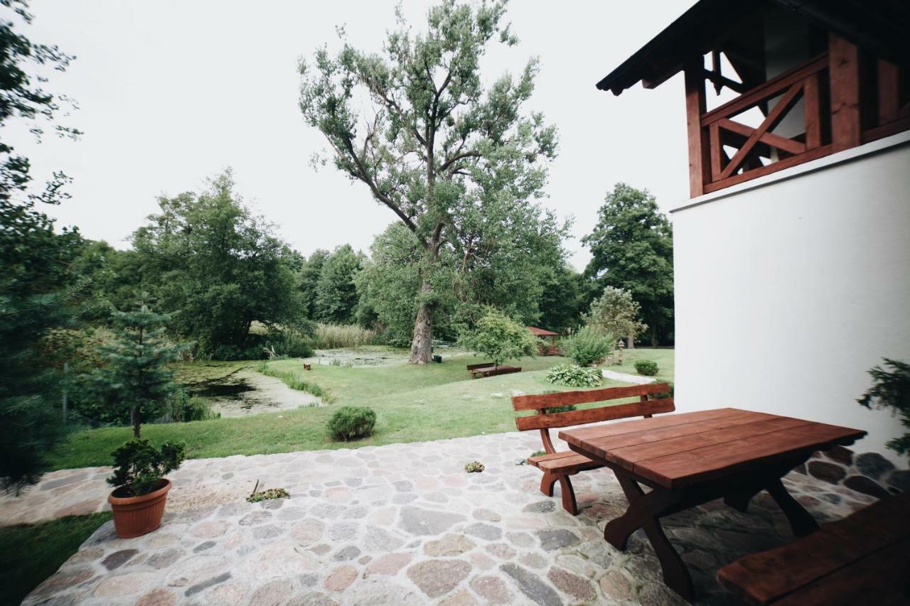 Gosciniec Kaszubski Las, Ruda 3 *